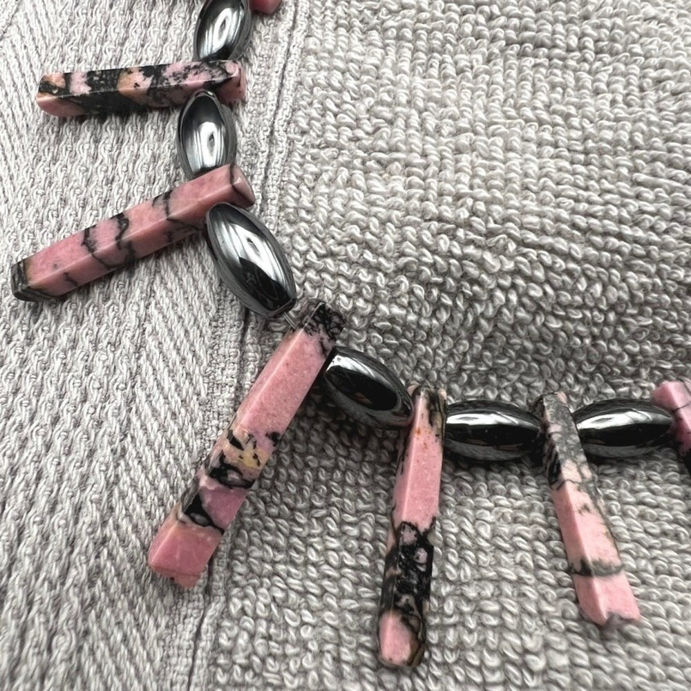 Hematite Beaded Necklace Rhodonite Pink Black Drops Silver Tone 39g 16+2"